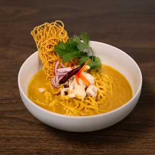 L-Khao Soi Chicken (Ramen Curry Soup)